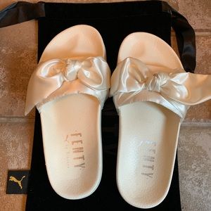 Puma x Fenty Women’s Bow Slides